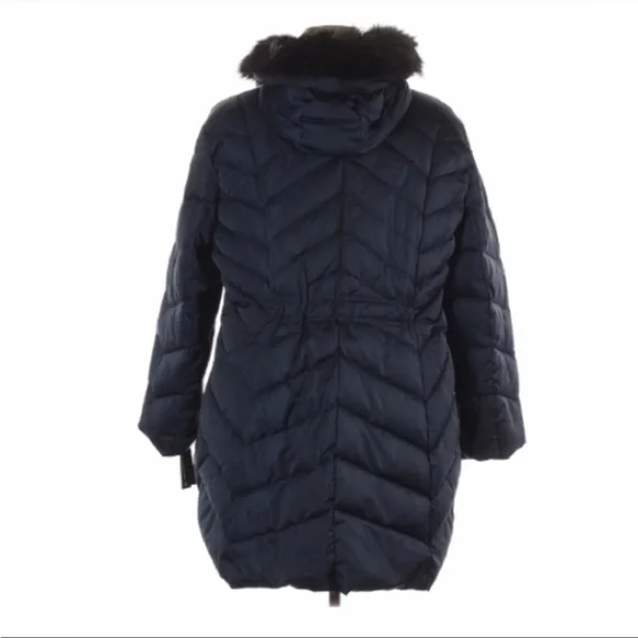 Tahari Heavyweight Puffer Coat Faux Fur Hood - Picture 7 of 10